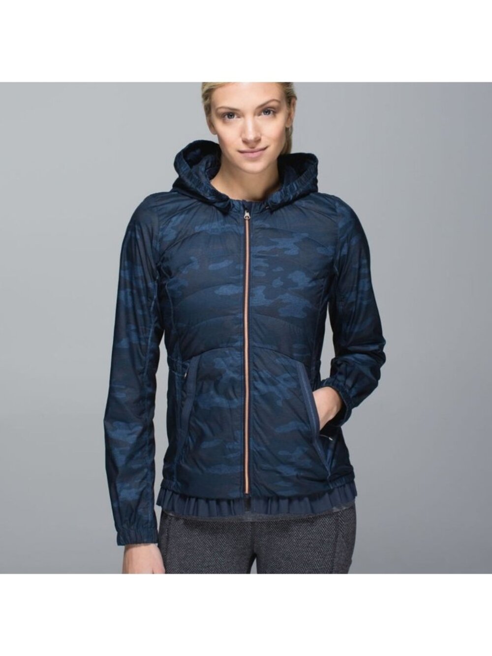 Lululemon Spring Fling Puffy Windbreaker Heathered Texture Lotus Camo Oil Slick